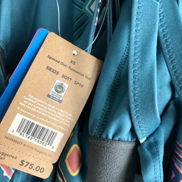 Patagonia spaced out tasmanian teal dress size xs aztec pattern built in bra - Picture 10 of 11